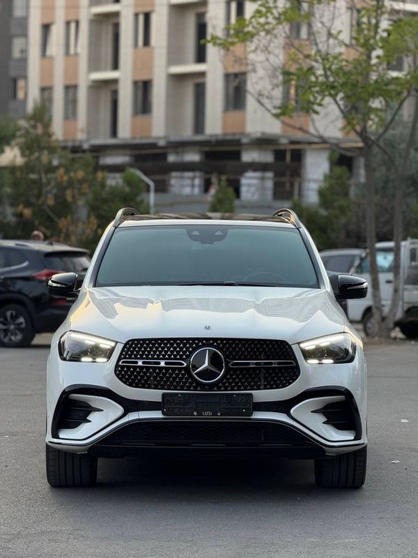 Mercedes-Benz GLE 450 4MATIC Mercedes-Benz GLE 450 4MATIC