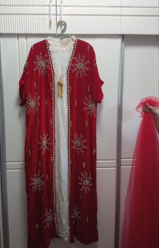 Kuylak abaya sotiladi