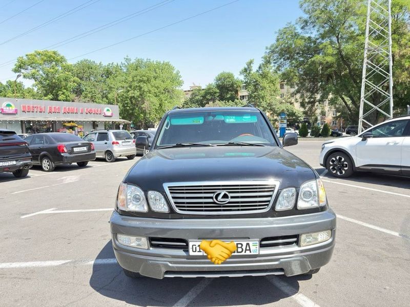 Lexus LX-470 V8 Lexus LX-470 V8