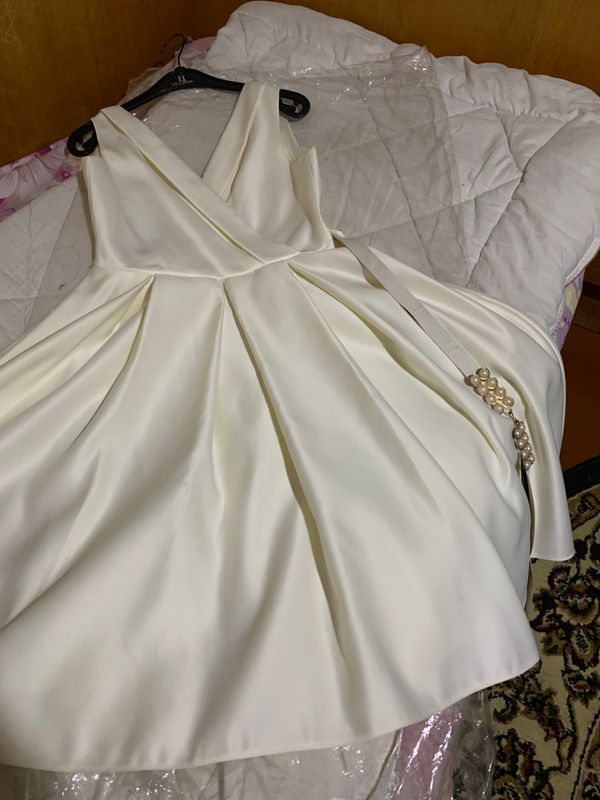 85$ очень красивая платье Модельна Италя Размер S.