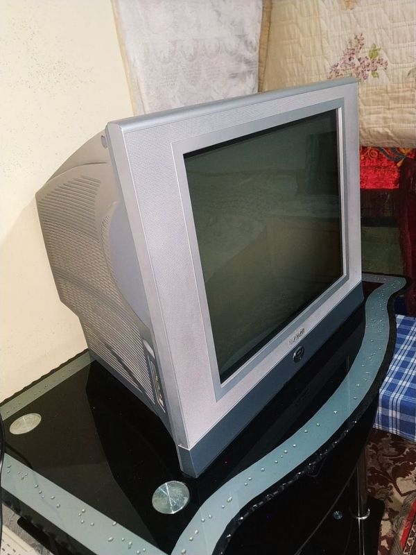 Televizor sotaman Televizor sotaman