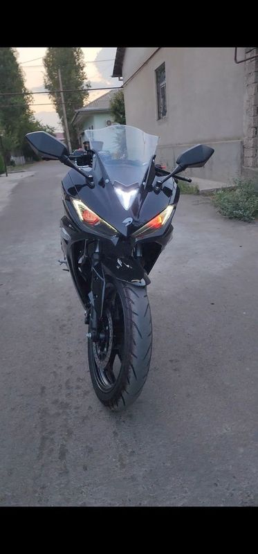 Bayk Kavasaki r3 Bayk Kavasaki r3