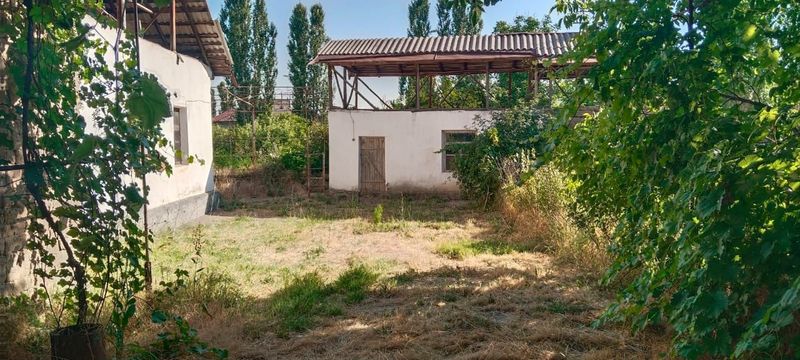 Дом продается. Янгиаул. 20 соток Дом продается. Янгиаул. 20 соток