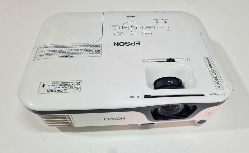 Проектор Epson EB-X12 Проектор Epson EB-X12