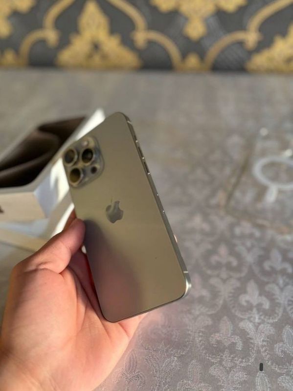 iPhone 15 Pro max srochni iPhone 15 Pro max srochni