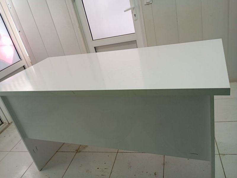 Stol 70x150 sm yangi arzon narxda Stol 70x150 sm yangi arzon narxda