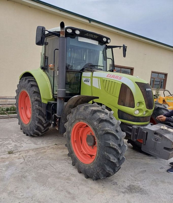 Claas Areon 630 Claas Areon 630