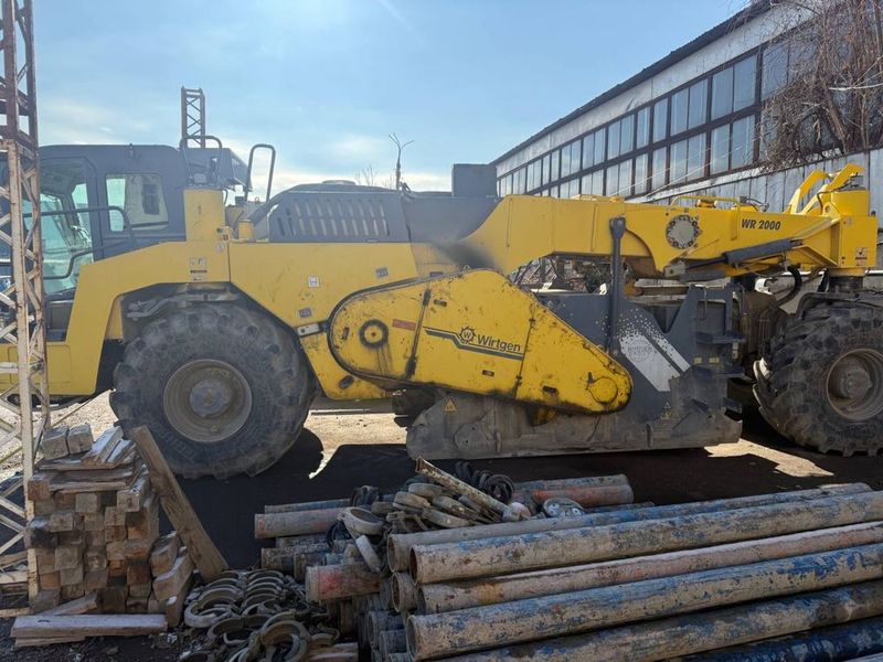 ресайклер WIRTGEN WR 2000 Yili 2007 sotiladi naxadu ресайклер WIRTGEN WR 2000 Yili 2007 sotiladi naxadu