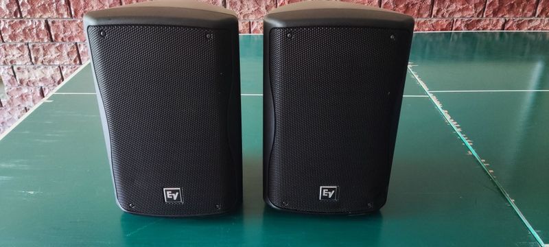 Electro Voice ZXA1