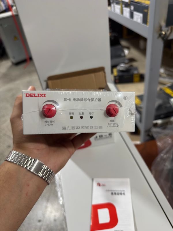 Реле токовой защиты JD-6 Реле токовой защиты JD-6