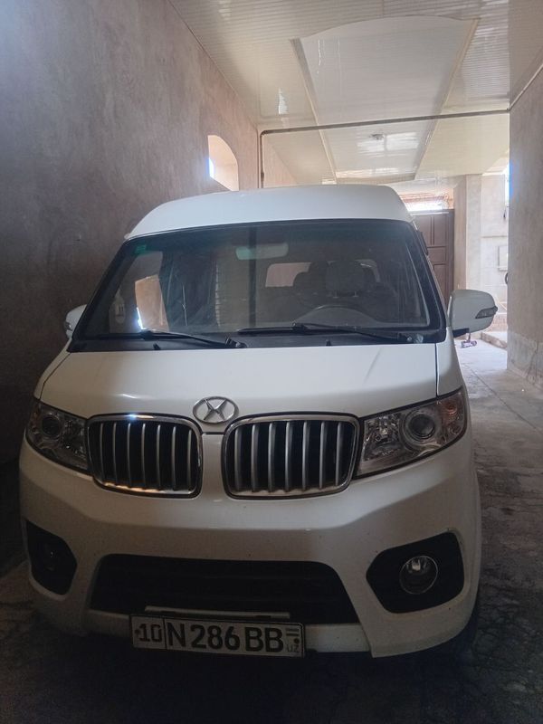 Shineray sotiladi gaz metan qoyilgan polni shumka qilingan Shineray sotiladi gaz metan qoyilgan polni shumka qilingan