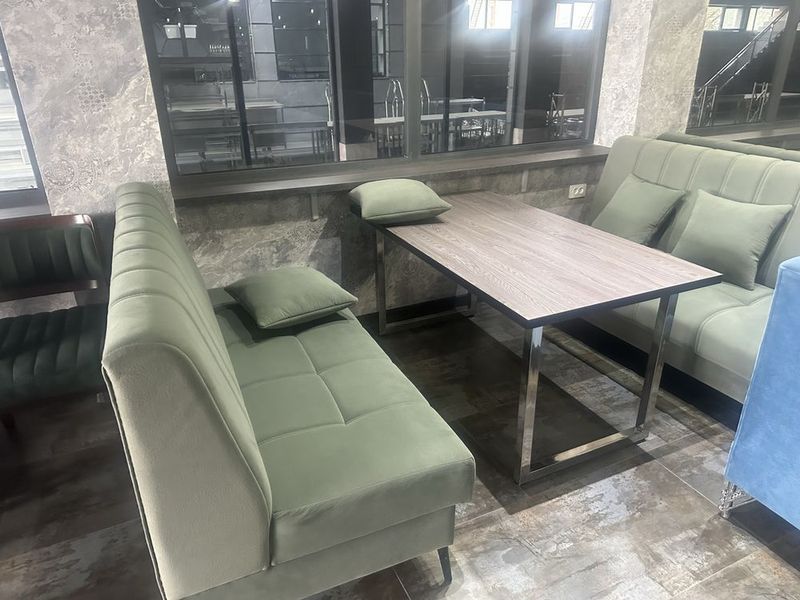 Divan sotiladi yangidek 16 sht bo 4 xil svet Divan sotiladi yangidek 16 sht bo 4 xil svet