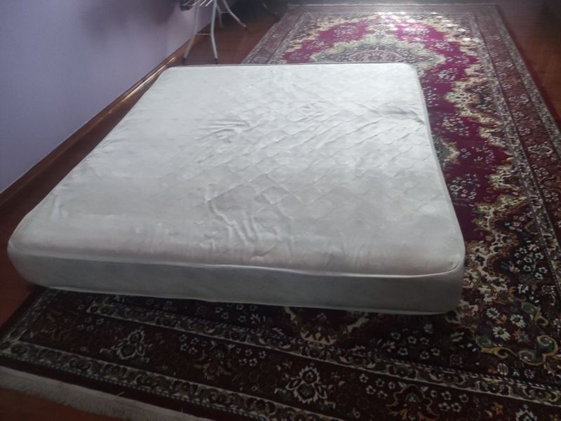 Продаётся матрас Продаётся матрас