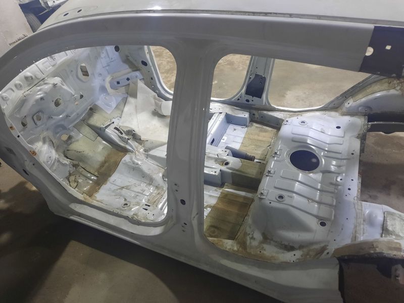 Spark Kuzov sotiladi