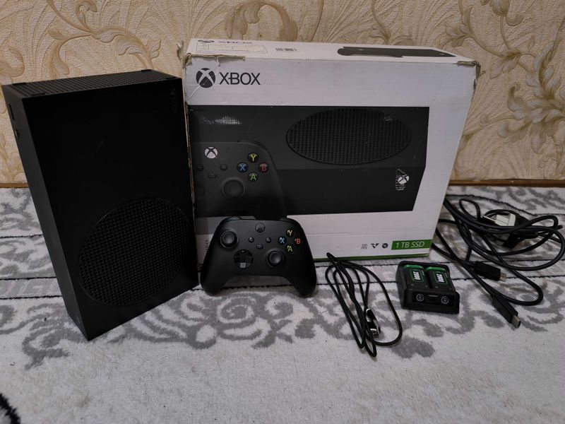 X box series s 1 tb X box series s 1 tb