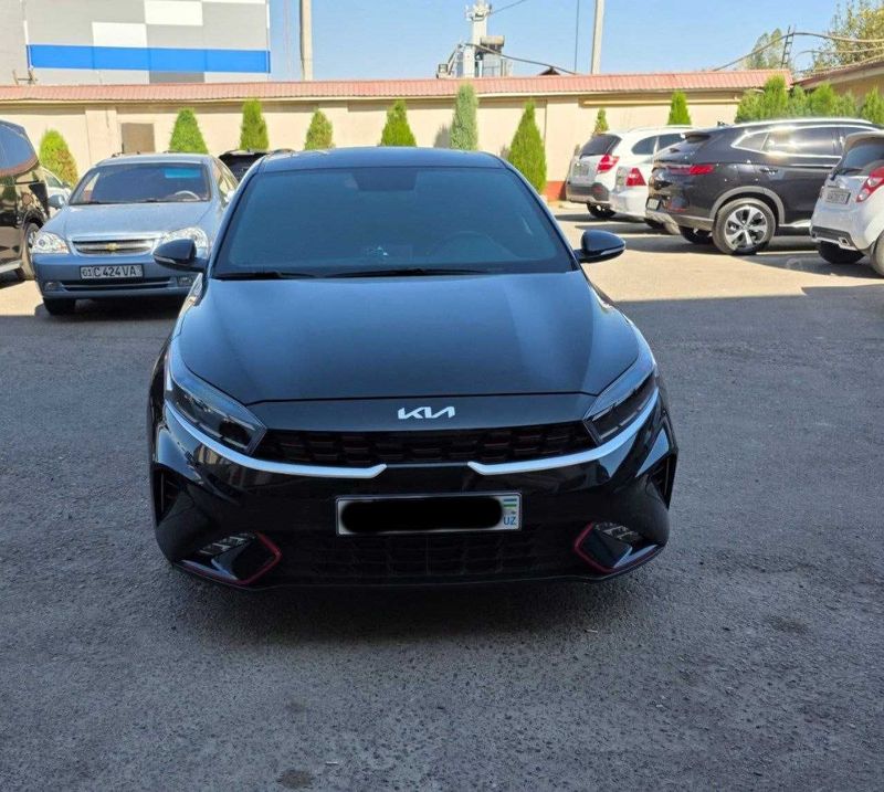 KIA Cerato GT line KIA Cerato GT line