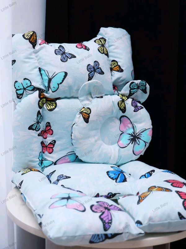 Matras va yostiqcha bolalar kolyaskasi uchun Matras va yostiqcha bolalar kolyaskasi uchun