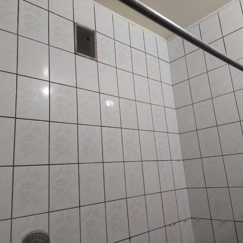 Кафель отдам бесплатно