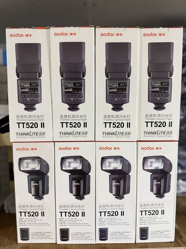 Godox TT520 II universal spishka Godox TT520 II universal spishka