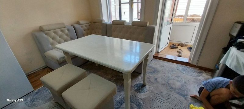 Кухонный мягкий уголок Кухонный мягкий уголок