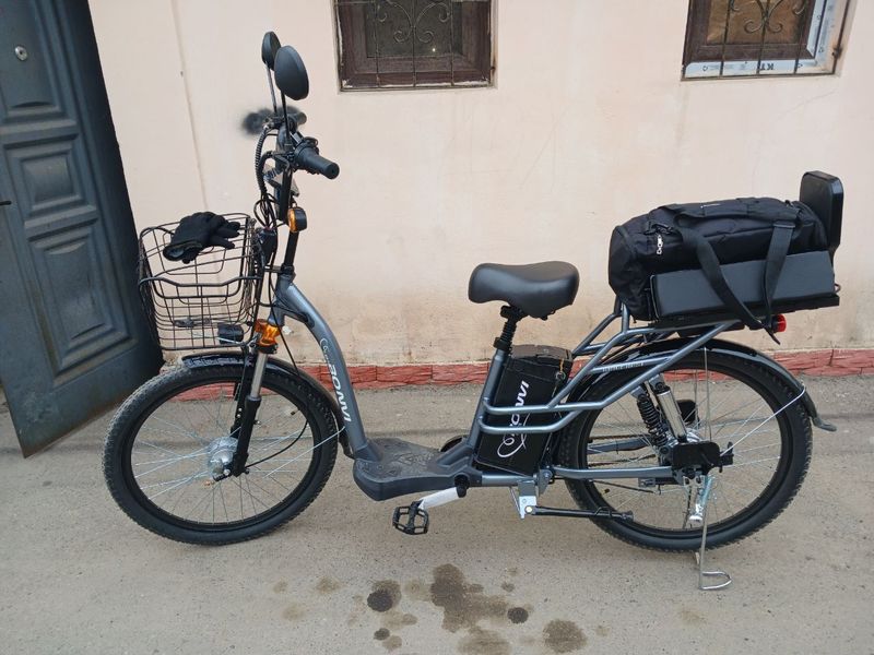 Bonvi elektromobil 24 Baloni Bonvi elektromobil 24 Baloni