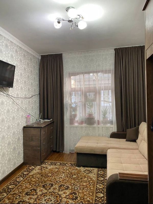 Продам дом азербайджанский центр общий двор Продам дом азербайджанский центр общий двор