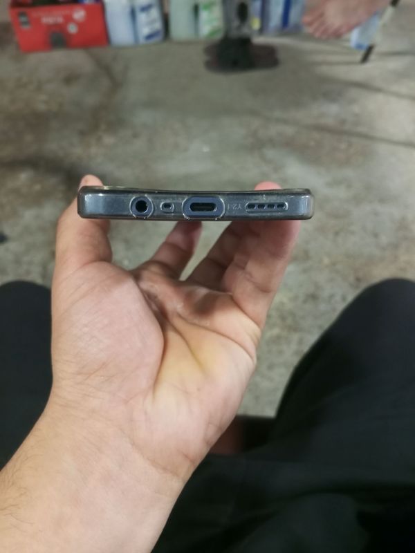 telefon sotlad reyalmi not 60 pamiyat 256,8 koʻk telefon sotlad reyalmi not 60 pamiyat 256,8 koʻk