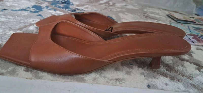 оригинальные сандали Mango