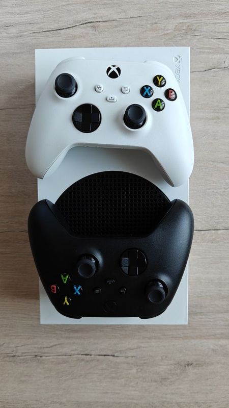 Microsoft Xbox Series S 512Gb 2 Gamepads Microsoft Xbox Series S 512Gb 2 Gamepads