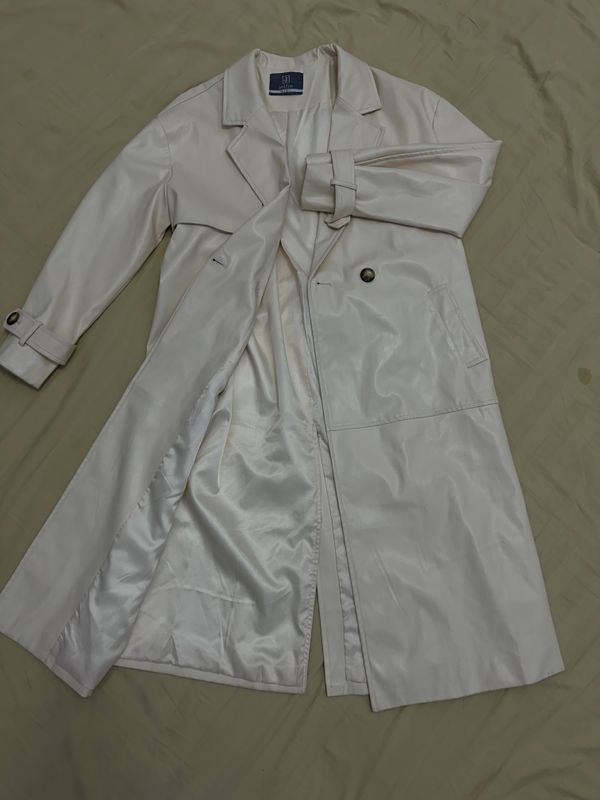 Koja trench