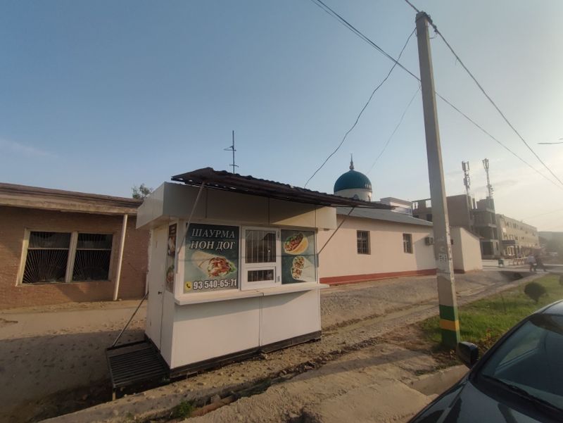 Kochma dokon liboy joyga qoysa buladi biznesga tayor fast food Kochma dokon liboy joyga qoysa buladi biznesga tayor fast food