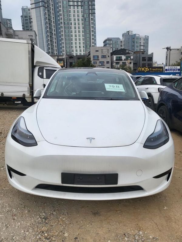 Tesla model Y sotadi. Tesla model Y sotadi.