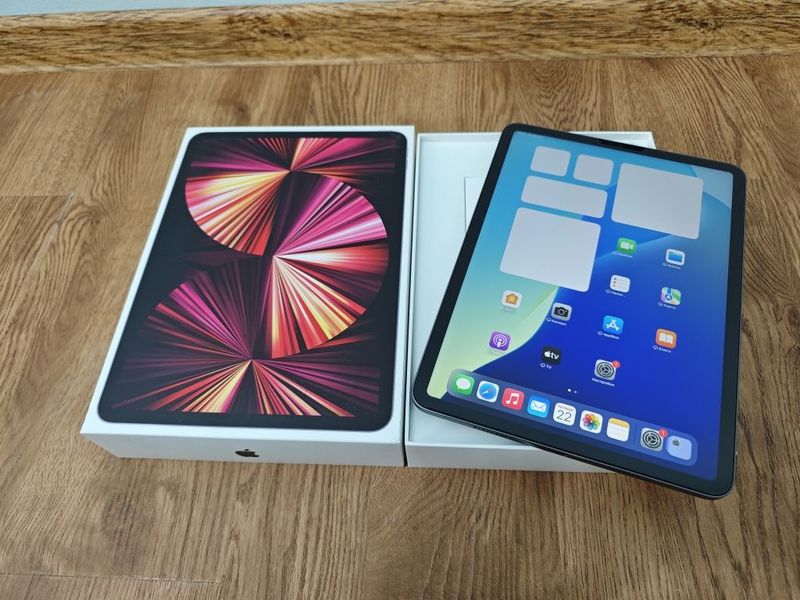 Идеал Apple iPad Pro 11 M1 128GB Wi/Fi Идеал Apple iPad Pro 11 M1 128GB Wi/Fi