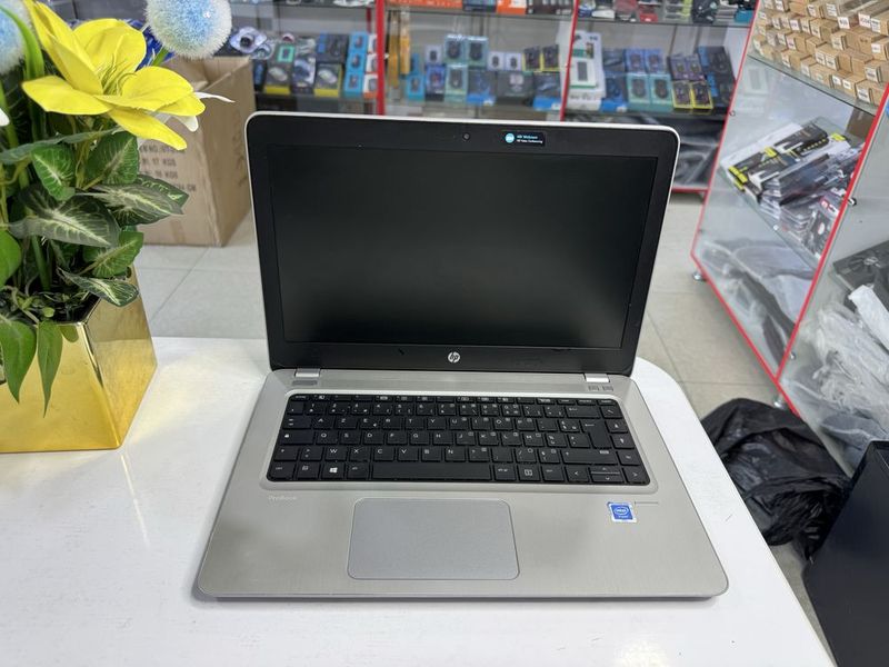 hp zor holatda 8 gb operativka 256 ssdlik tez ishlaydi ofis ishlariga hp zor holatda 8 gb operativka 256 ssdlik tez ishlaydi ofis ishlariga
