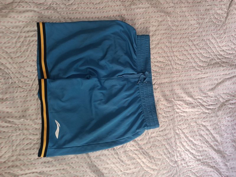 Продаю оригинальные шорты li-ning по всем вопросам в ТГ:xd118 Продаю оригинальные шорты li-ning по всем вопросам в ТГ:xd118