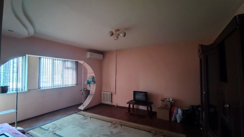 Срочно продается квартира Бабура Срочно продается квартира Бабура