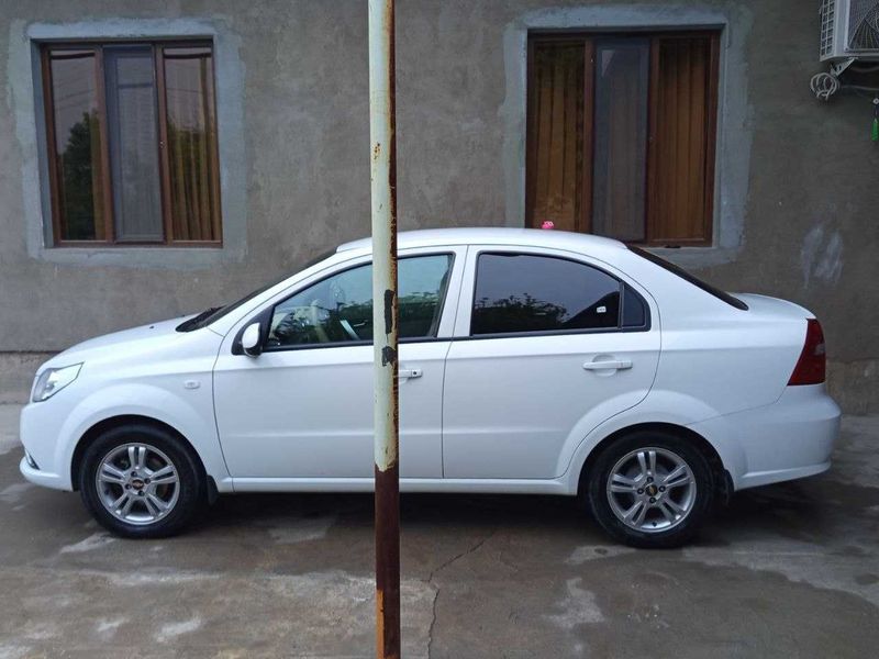 chevrolet nexia 3 avtomat белый chevrolet nexia 3 avtomat белый