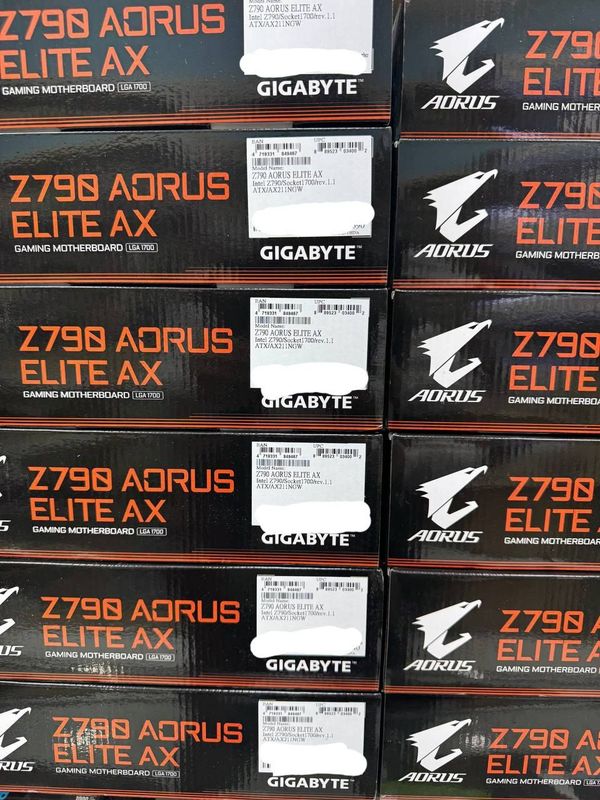 Продам Материнская плата GIGABYTE Z790 AORUS ELITE AX