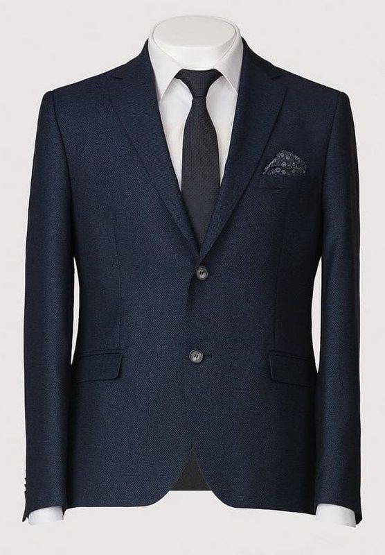 Продам костюм Franchesko Fellini (тёмно-синий)
