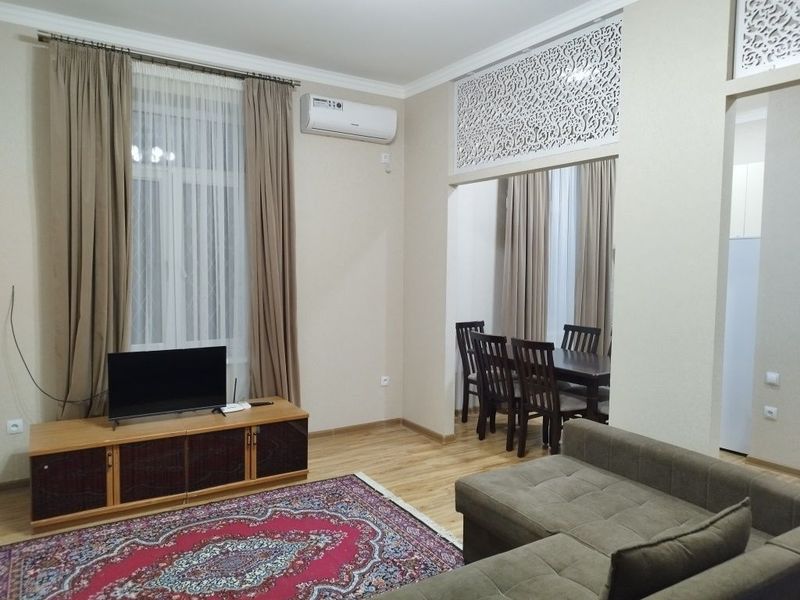 2-комнатная квартира на Бадамзаре... 2-комнатная квартира на Бадамзаре...