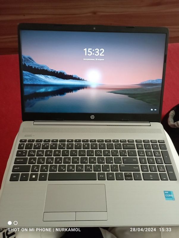 HP core i3 Noutbuk