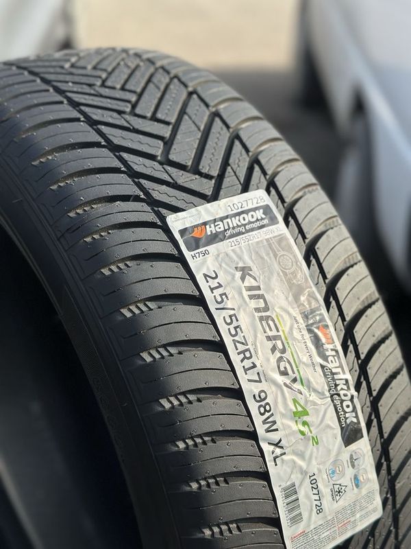 Hankook Kinergy 4S2 215/55R17