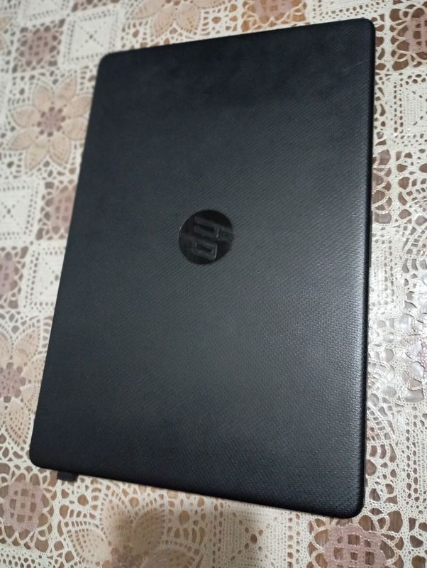 HP Laptop 15s 255 g7 HP Laptop 15s 255 g7
