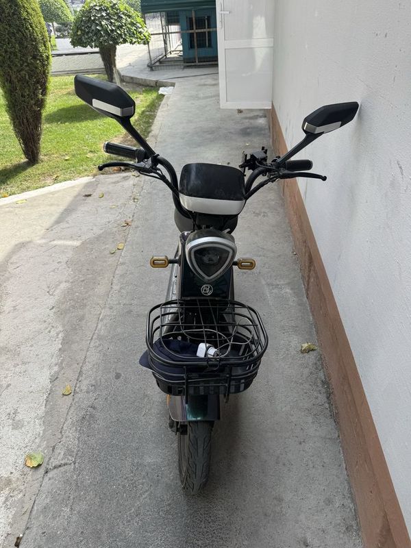 Bonvi skuter zaryatkasi 30-35km tezligi40km toliq zaryat bilan 45-50km