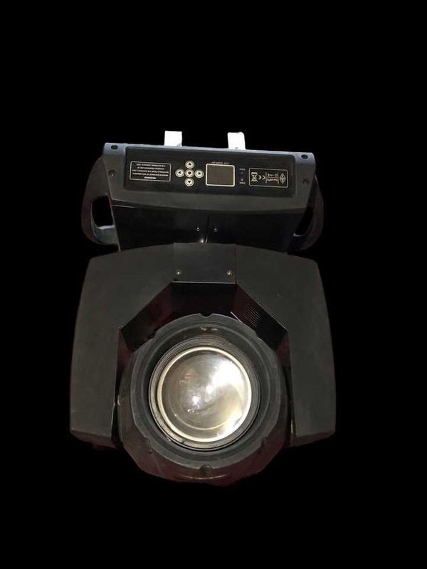 Sahna uchun professional LED Moving Head proyektor chiroq 12 ta