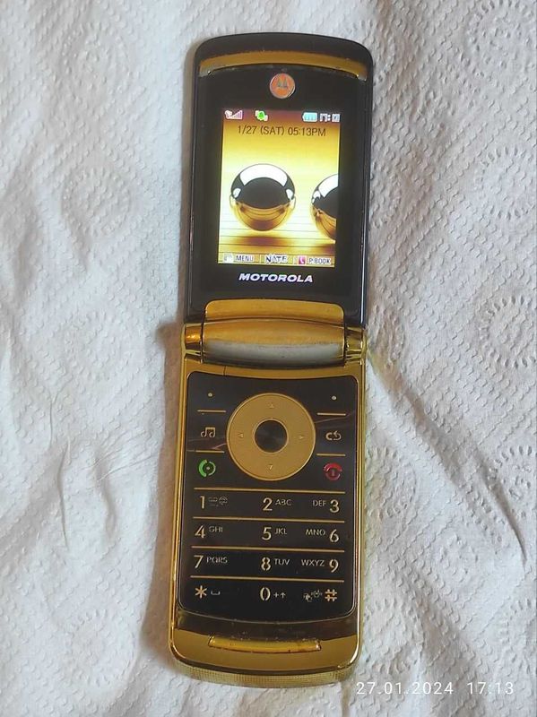 Motorola v9 Перфектум.