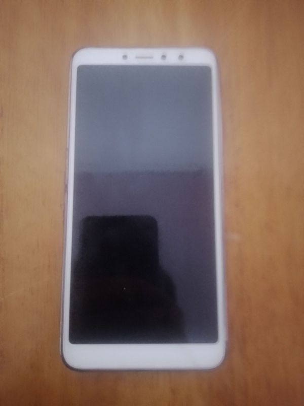 Redmi S2 xotira 24 ishlatilgan 400 000 sum ga sotiladi