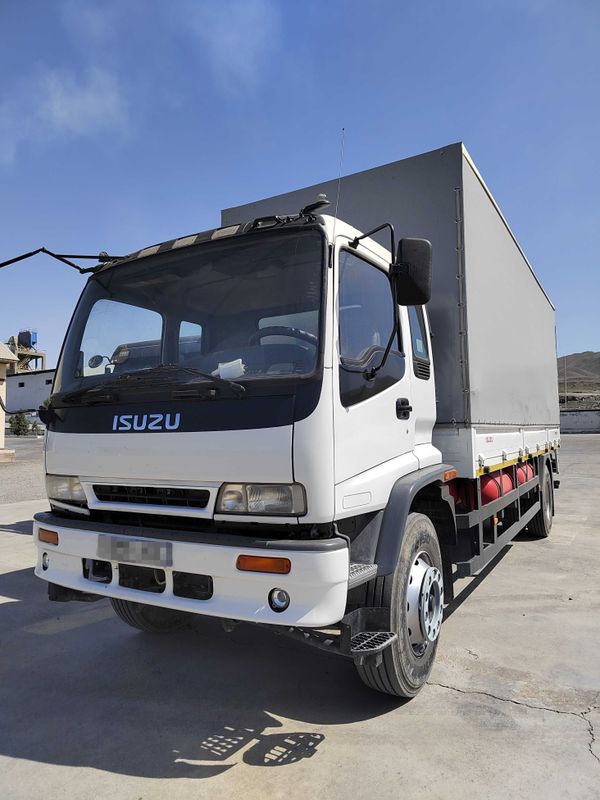 ISUZU FVR 33 plx бортовой тентлик ISUZU FVR 33 plx бортовой тентлик