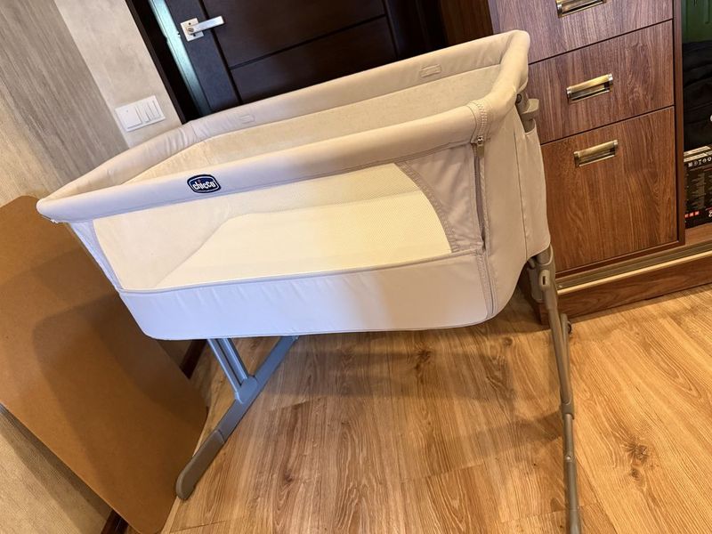 Приставная кроватка Chicco +0 Приставная кроватка Chicco +0