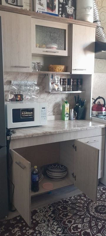 Кухиный шкаф новый Кухиный шкаф новый